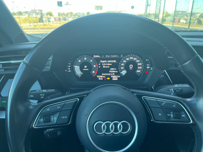 Audi A3 2.0 s-Tronic 