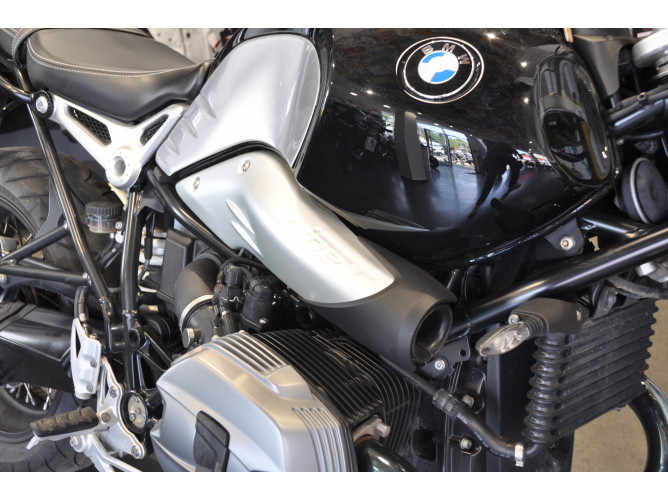 BMW R NINE T 