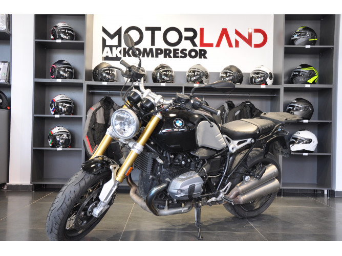 BMW R NINE T 