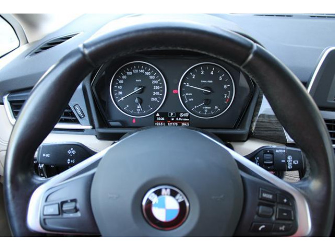 BMW 218 1.5 AUT 