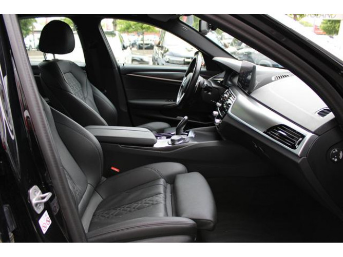 BMW 520 2.0D XDRIVE 