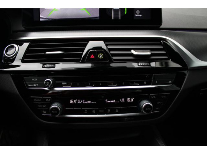 BMW 520 2.0D XDRIVE 