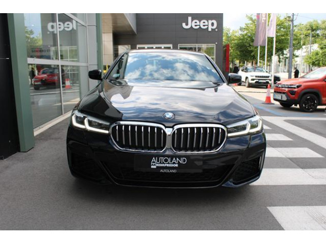 BMW 520 2.0D XDRIVE 