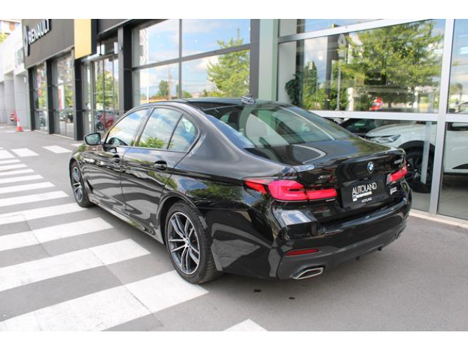 BMW 520 2.0D XDRIVE 
