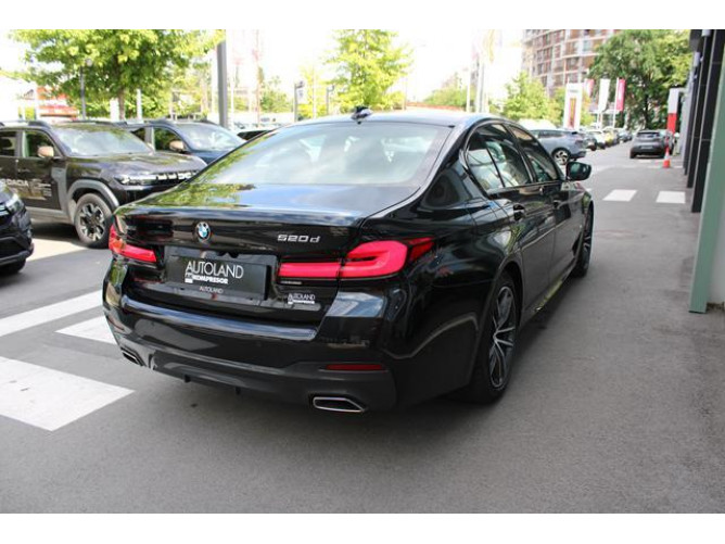 BMW 520 2.0D XDRIVE 