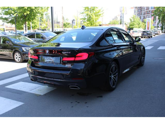 BMW 520 2.0D XDRIVE M 