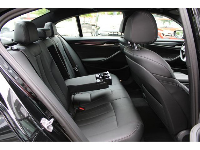 BMW 520 2.0D XDRIVE 