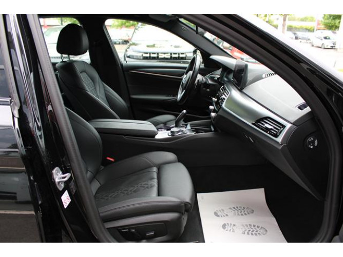 BMW 520 2.0D XDRIVE 