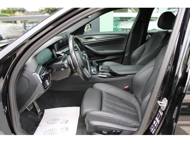 BMW 520 2.0D XDRIVE 