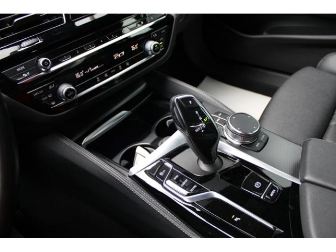 BMW 520 2.0D XDRIVE 