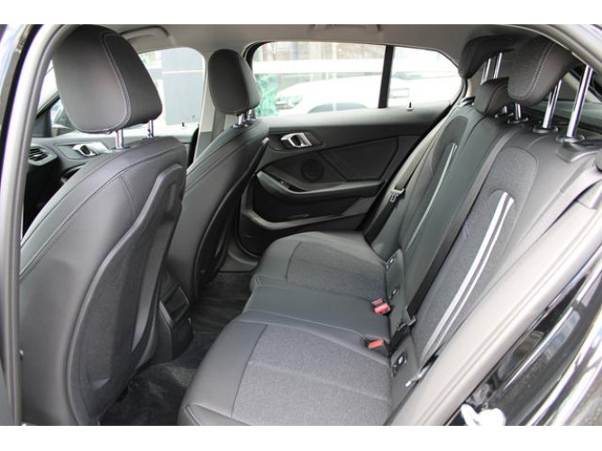 BMW 116 1.5 116i AUT 