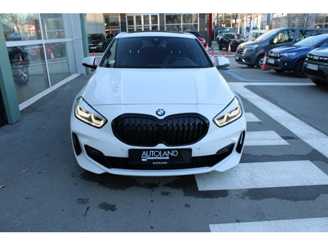 BMW 116i  1.5 