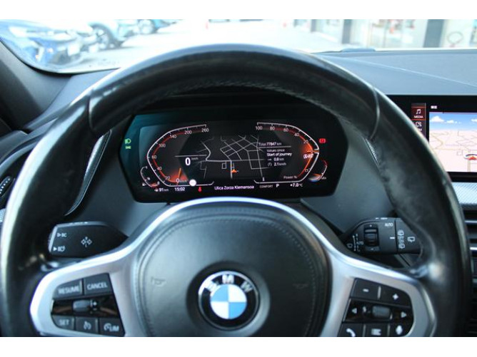 BMW 116i  1.5 