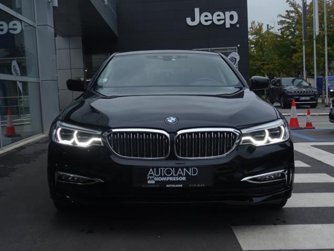 BMW 520 XDrive Luxury 