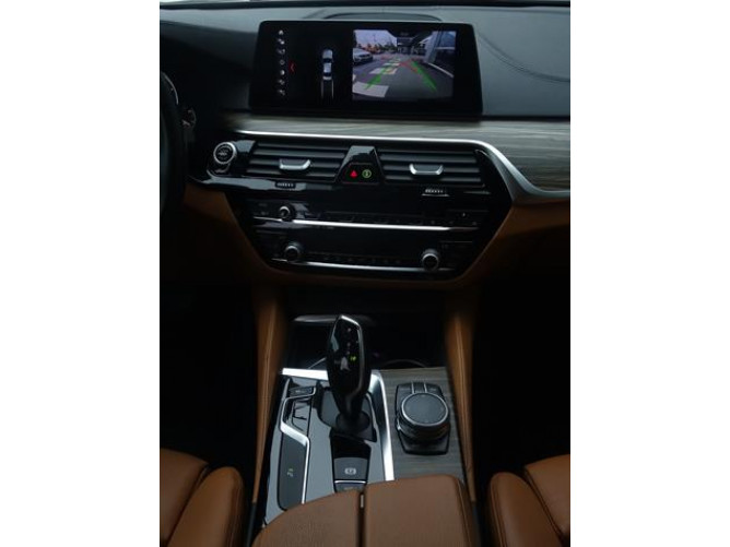 BMW 520 XDrive Luxury 