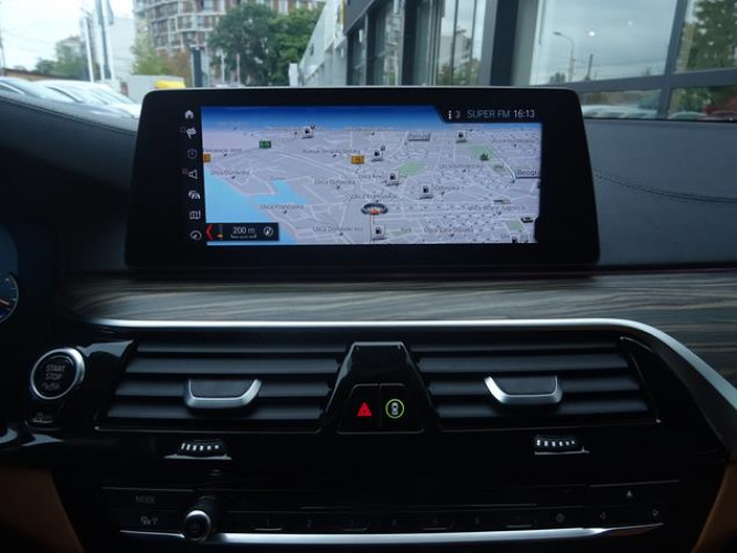 BMW 520 XDrive Luxury 
