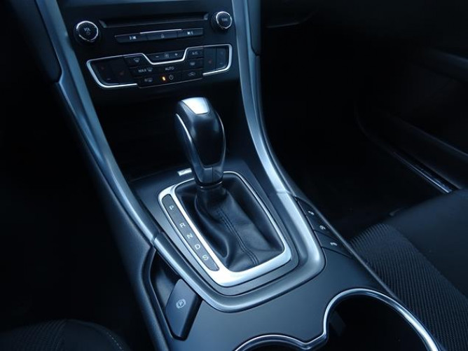 Ford Mondeo 2.0tdci Titanium AUT 