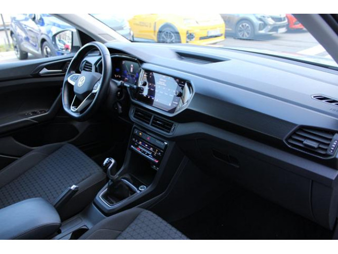 Volkswagen T-Cross 1.0 TSI LIFE 