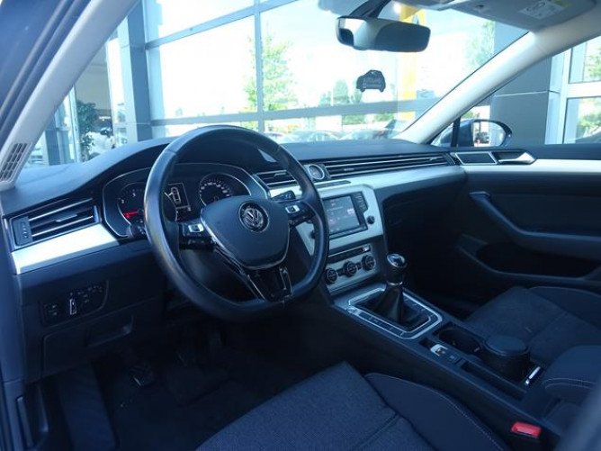 Volkswagen Passat B8 2.0 TDI Comfort 