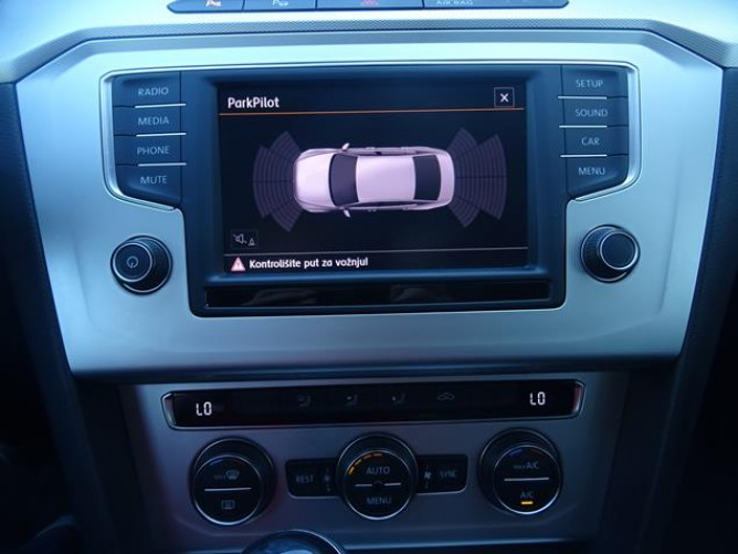 Volkswagen Passat B8 2.0 TDI Comfort 