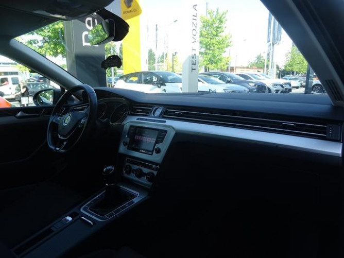 Volkswagen Passat B8 1.6 TDI Comfortline SW 