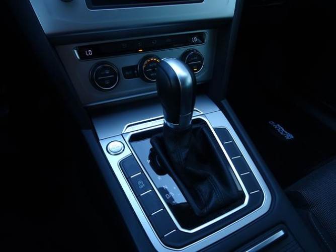 Volkswagen Passat B8 2.0 TDI DSG Comfortline 