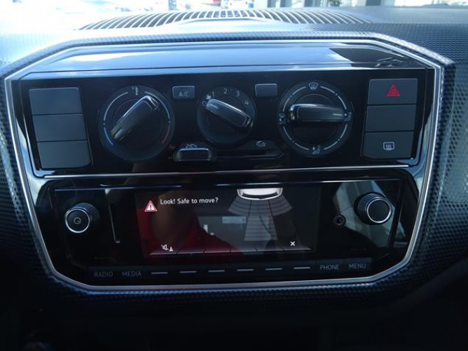 Volkswagen up! 1.0 Show 