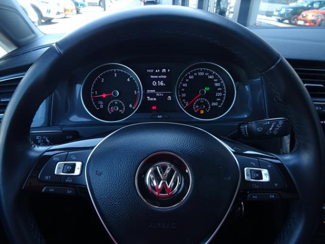 VOLKSWAGEN GOLF 7 