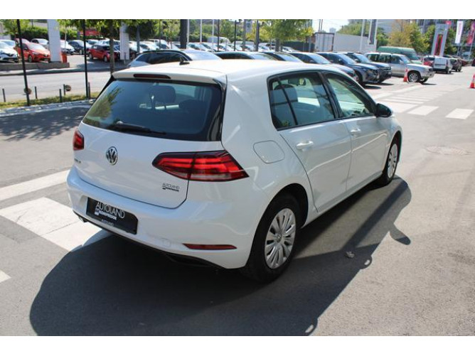 Volkswagen Golf 7 1.6 TDI Trend 