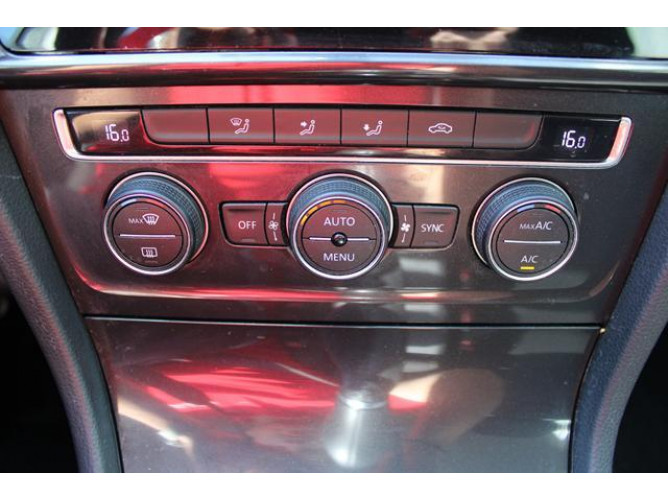 Volkswagen Golf 7 1.6 TDI Trend 