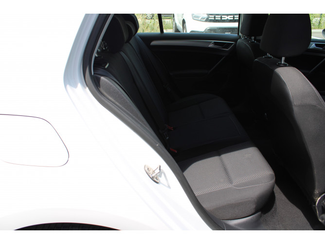 Volkswagen Golf 7 1.6 TDI 