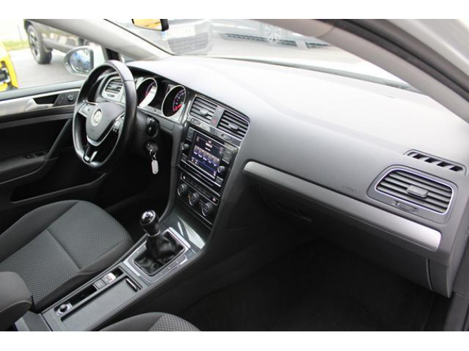 Volkswagen Golf 7 1.6 TDI 