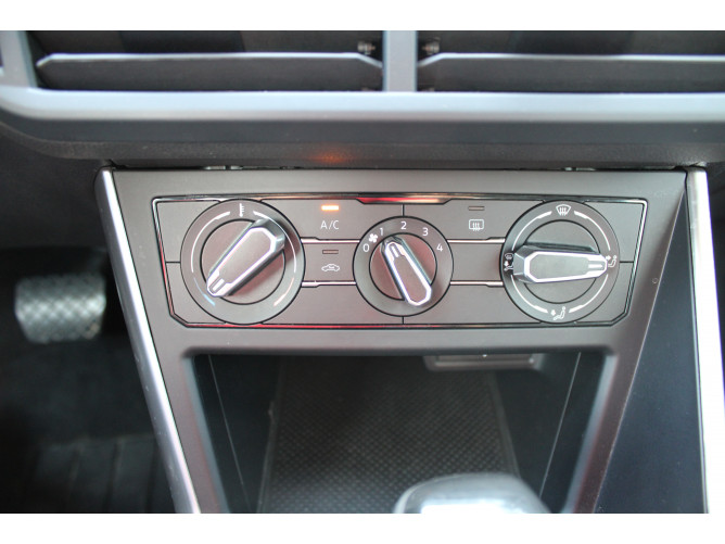 Volkswagen Polo 1.0 TSI DSG 