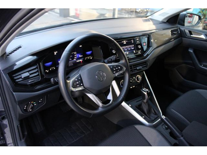 Volkswagen Polo 1.0 TSI DSG 