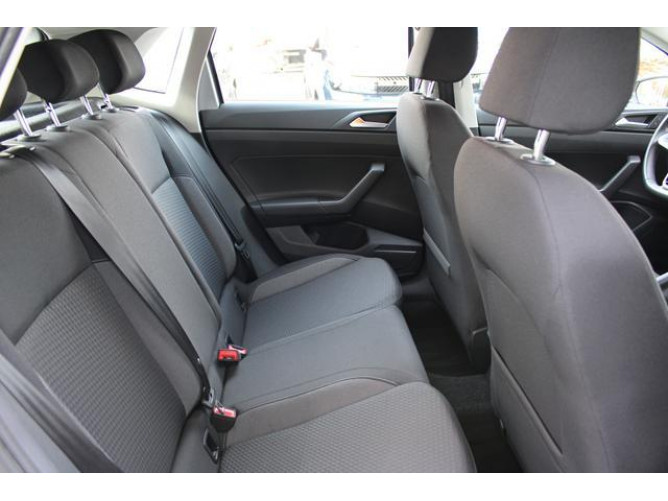 Volkswagen Polo 1.0 TSI DSG 