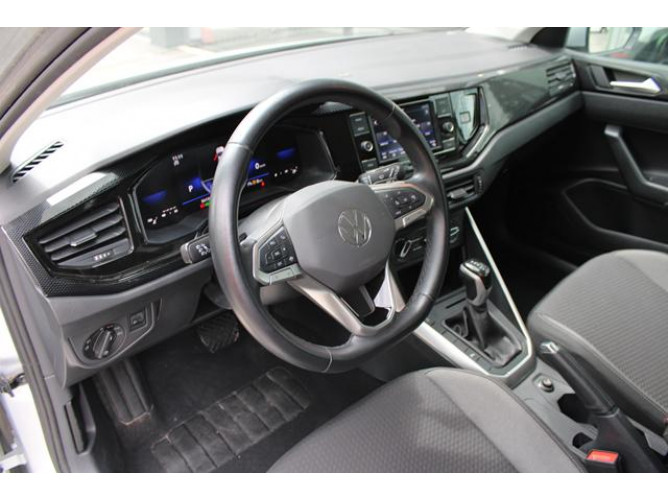 Volkswagen Polo 1.0 TSI DSG 