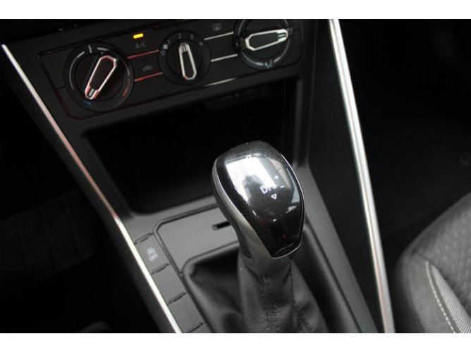 Volkswagen Polo 1.0 TSI DSG 