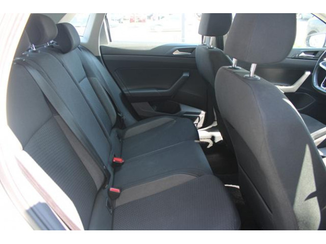 Volkswagen Polo 1.0 DSG 