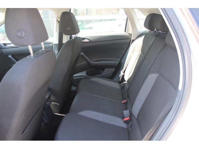 Volkswagen Polo 1.0 DSG 