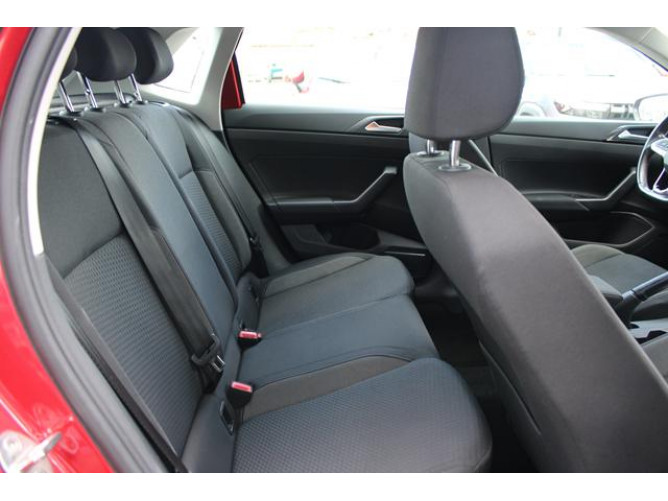 Volkswagen Polo 1.0 DSG 