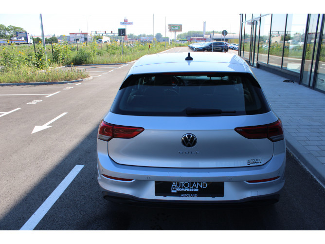 Volkswagen Golf 8 2.0 TDI DSG Life 
