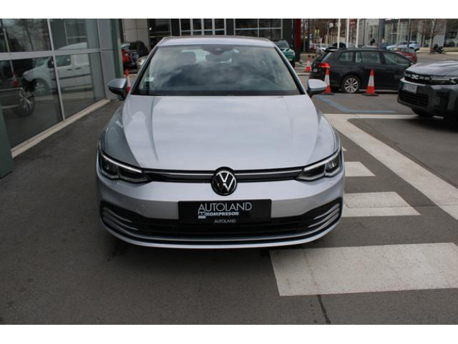 Volkswagen Golf 8 2.0 TDI Life 