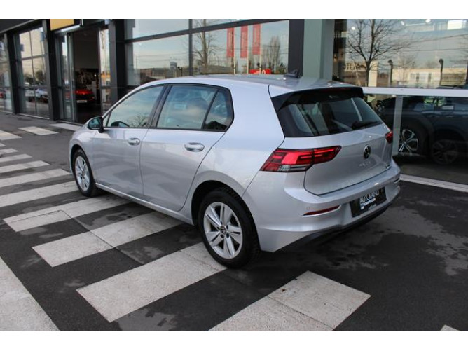 Volkswagen Golf 8 2.0 TDI Life 