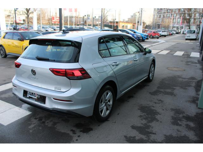 Volkswagen Golf 8 2.0 TDI Life 