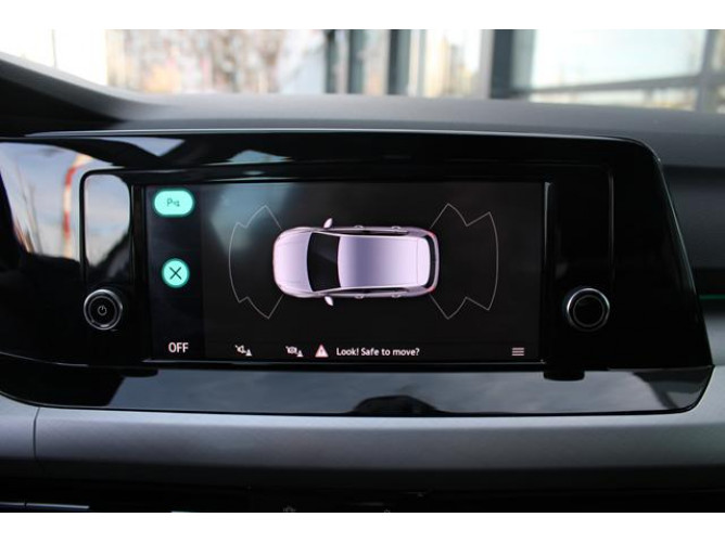 Volkswagen Golf 8 2.0 TDI Life 