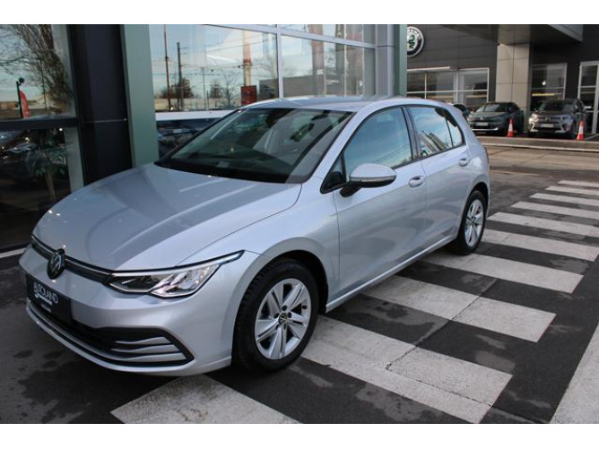 Volkswagen Golf 8 2.0 TDI Life 