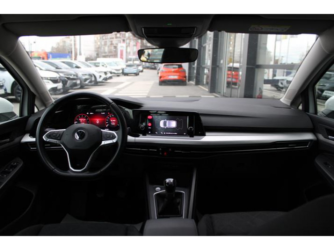 Volkswagen Golf 8 1.0 TSI Life 