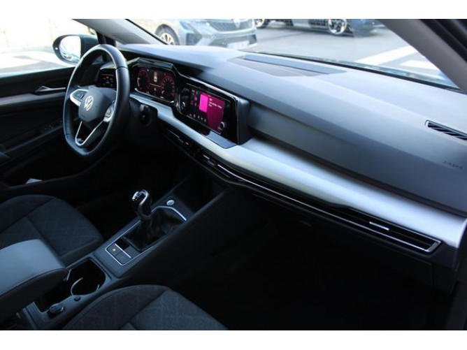 Volkswagen Golf 8 2.0 TDI Life 