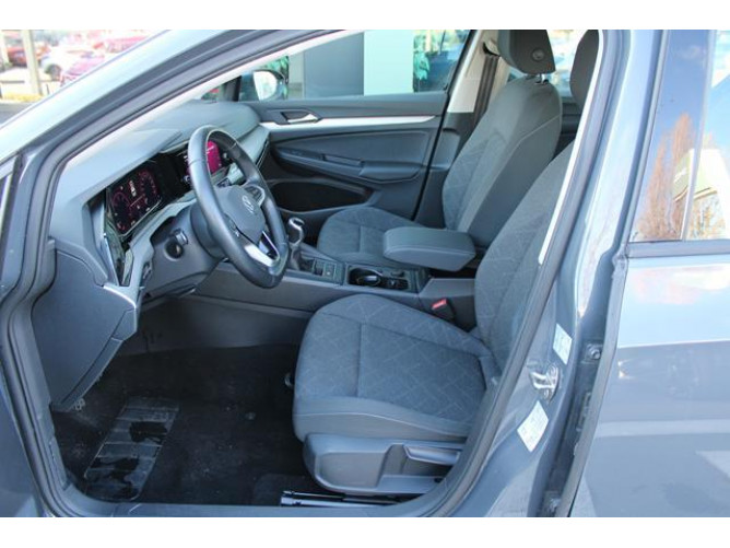 Volkswagen Golf 8 2.0 TDI Life 