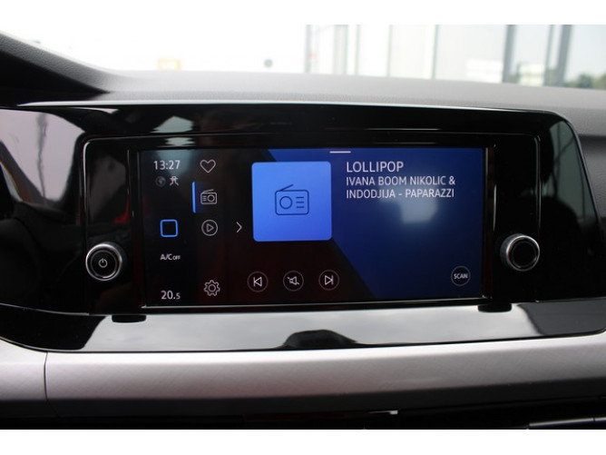 Volkswagen Golf 8 2.0 TDI DSG Life 